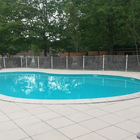 假日公园 Petite Maison De *